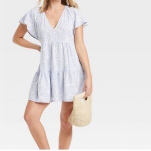 Women’s Short Sleeve Dress tiered blue and white floral a new day wild fable